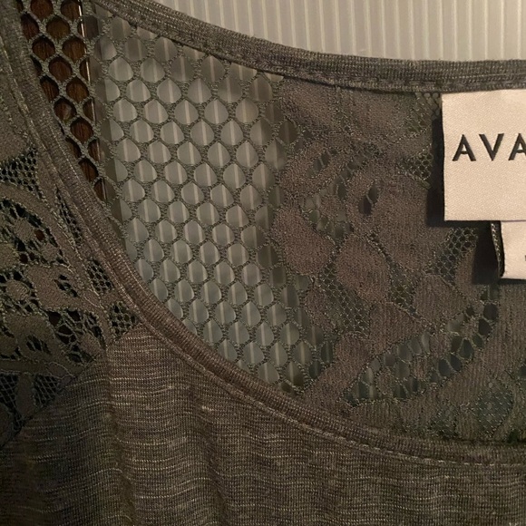 Ava & Viv Women Top 3X Gray Blouse Lace Crew Neck Short Sleeve - Picture 4 of 7